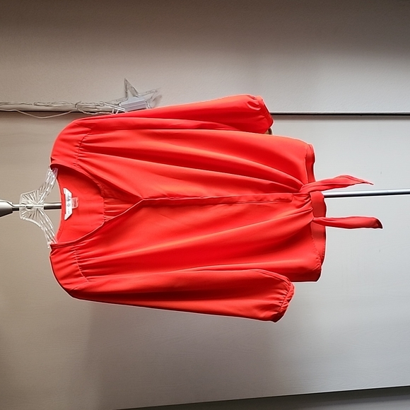 Peter Nygard Tops - "Peter Nygard" Blouse 🧡